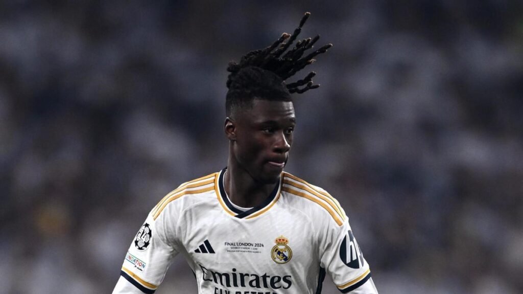 Real, Camavinga spegne le polemiche: "Non c'è nessuna divisione nello spogliatoio" -