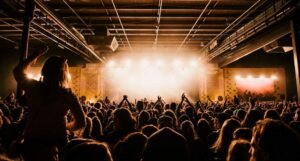 UK to outlaw reselling tickets for profit image