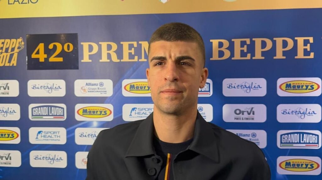 Mancini dal palco del premio Viola: "La Roma è prima, sì, ma non siamo a maggio" -