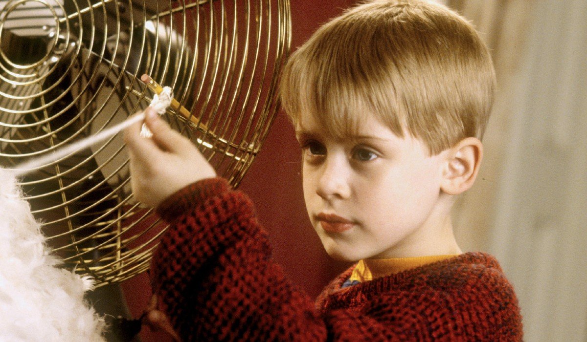 Macaulay Culkin torna Kevin di Mamma ho perso l’aereo, il video del nuovo spot