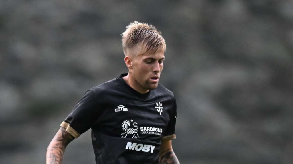 Cagliari, pessime notizie per Felici: rottura del legamento crociato -