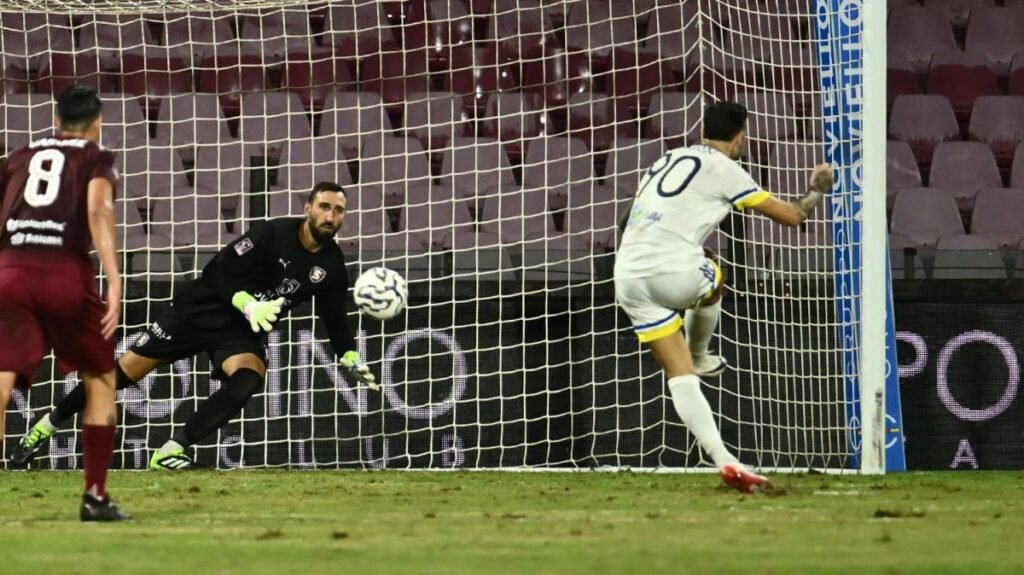 Cosenza, definiti i primi due ingaggi per gennaio: sono Emmausso e Ciotti  -