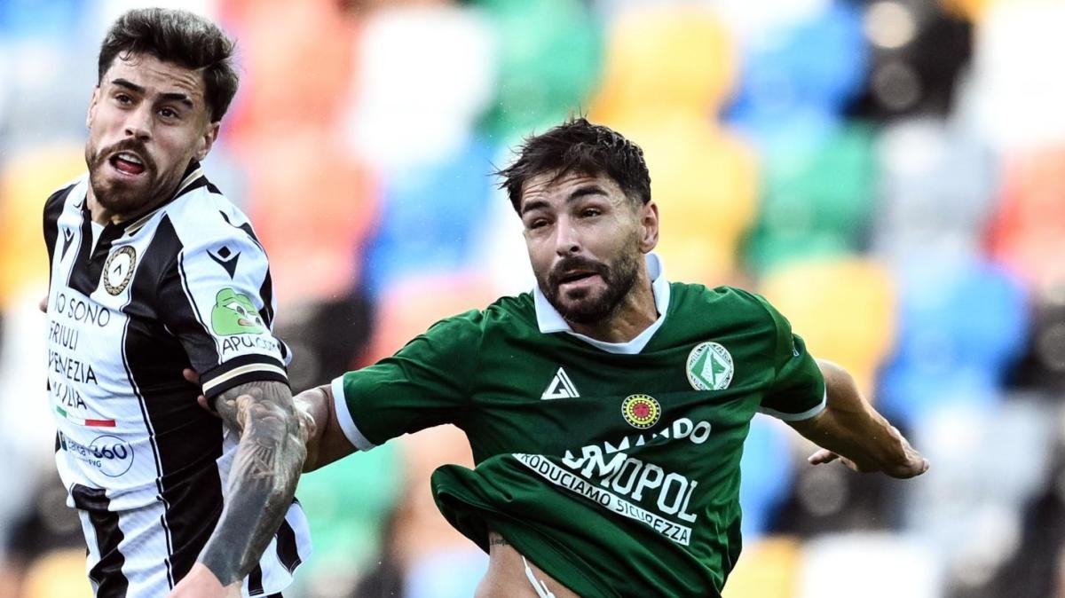 Avellino, Sounas: "A Catanzaro tre anni meravigliosi, se segno non esulto per rispetto ai tifosi" -