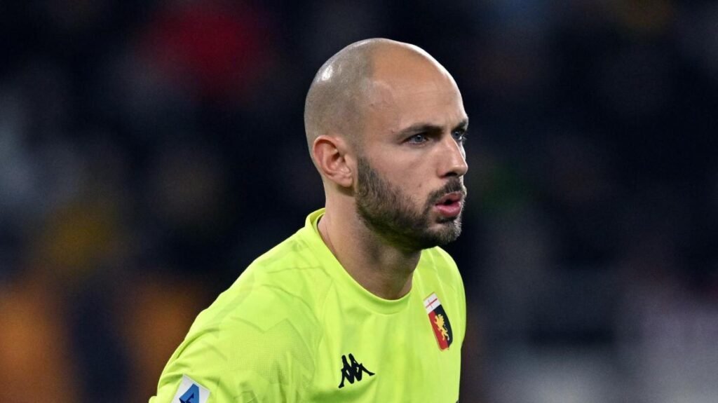 Leali travolge Maldini fuori area: chiara occasione da gol per Abisso e Genoa subito in 10 -