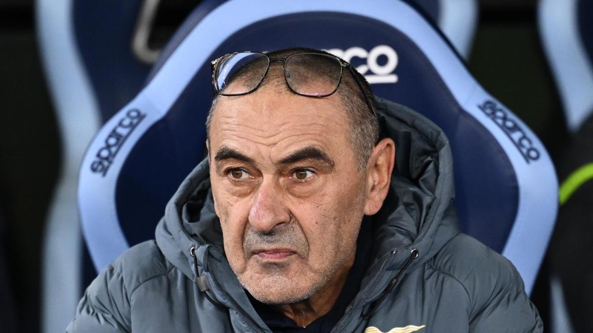 Rosso a Gila, 1-1 col Bologna. E Sarri corregge Lotito sul mercato: "La Lazio va rinforzata" -