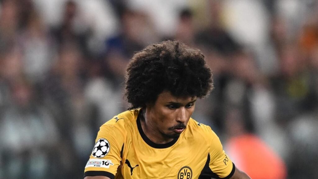 Dortmund, colpaccio a Leverkusen: 1-2 firmato Adeyemi, il Bayern ringrazia -