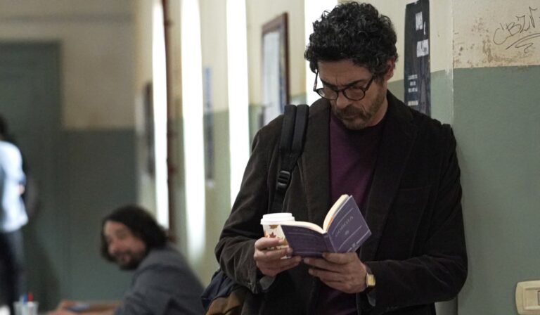 Un professore, confermata la quarta stagione. Chi rivedremo nel cast