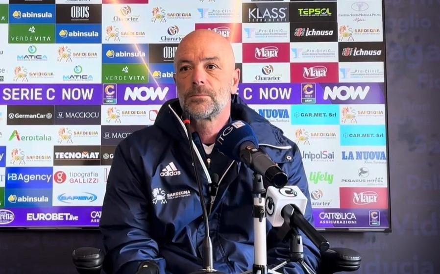 Torres, Greco furioso dopo il pari con il Pineto: "Una squadra in campo, gare così vanno vinte" -