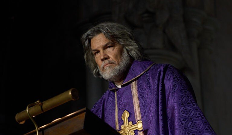 Wake Up Dead Man, la recensione del film di Rian Johnson