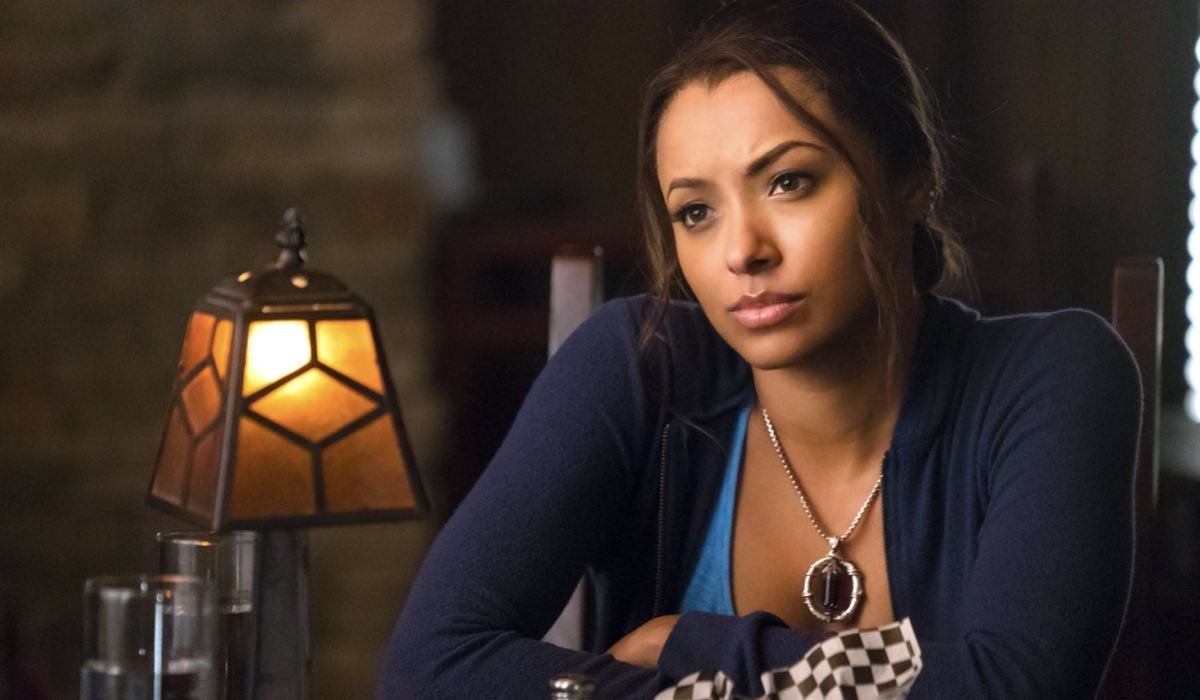 Fiocco azzurro per Kat Graham. La star di The Vampire Diaries ha confermato che lei e il marito Bryant Wood aspettano un bambino