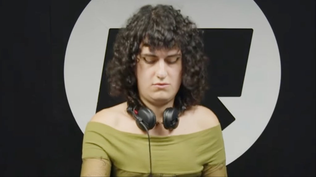 Mix Of The Day: CHERRY DISTRESS · News ⟋ RA