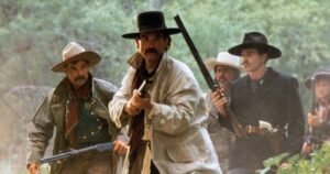 32 anni fa è uscito uno dei più grandi western di sempre (ed è solo migliorato con il tempo)