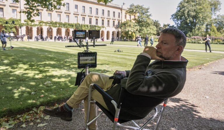 Young Sherlock, Hero Fiennes Tiffin protagonista della serie diretta da Guy Ritchie. Nel 2026 su Prime Video