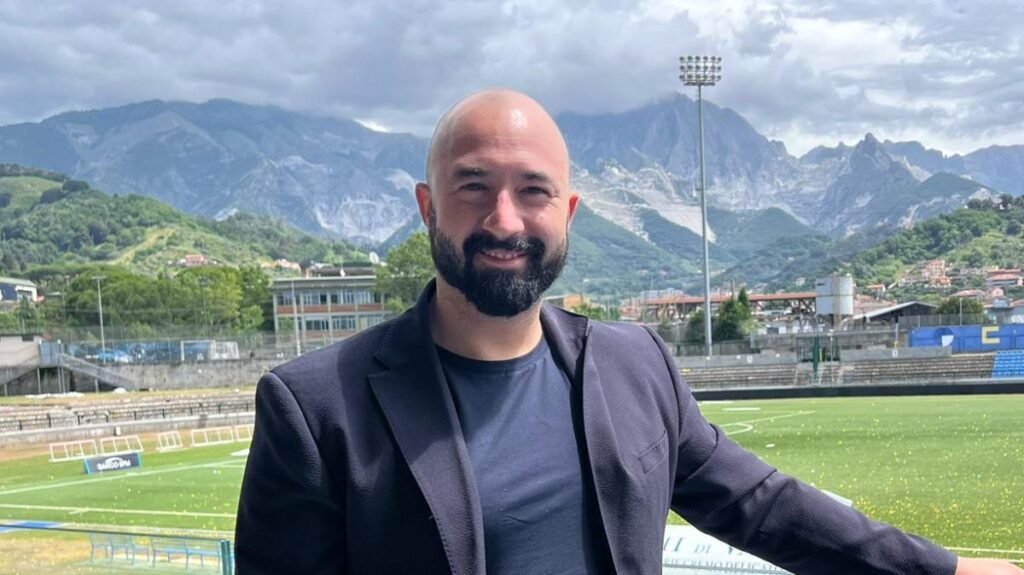 Il Napoli sta pagando a caro prezzo le scelte sul mercato. Lang e Lucca sono solo la punta dell'iceberg e guardando al futuro c'è poco da sorridere: pochi giocatori rivendibili e un budget...