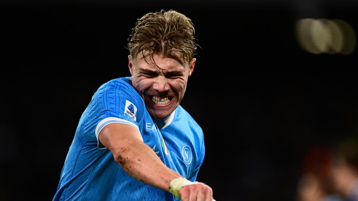 Napoli, Hojlund avvisa Conte: "Io e Lukaku possiamo giocare insieme benissimo" -