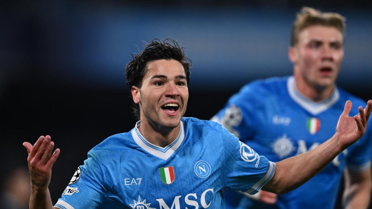 Napoli, per Vergara una notte da ricordare: "Che emozione il gol, lo facevo sempre in allenamento" -