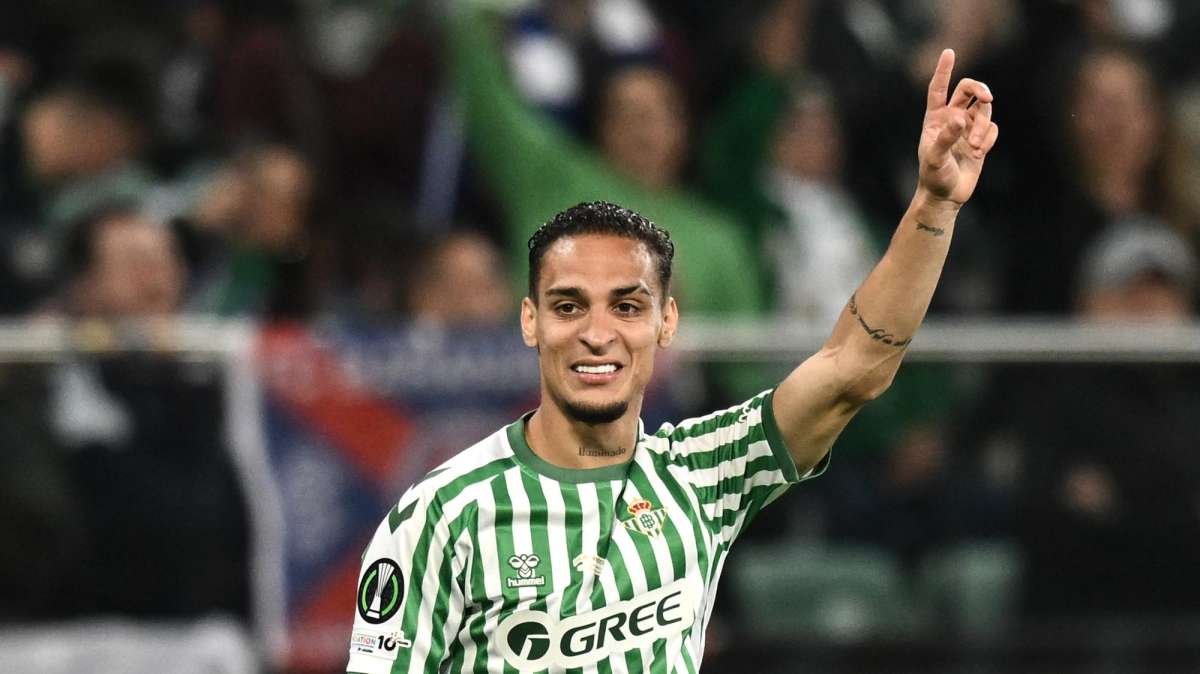 L'ex United Antony trascina ancora il Betis: "Ma gioco con un dolore enorme" -