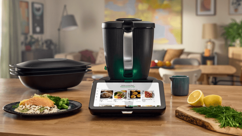 Bimby TM7 è composto da base boccale Varoma spatola  oltre al libro 'Il futuro è servito sulla tua tavola' che include...