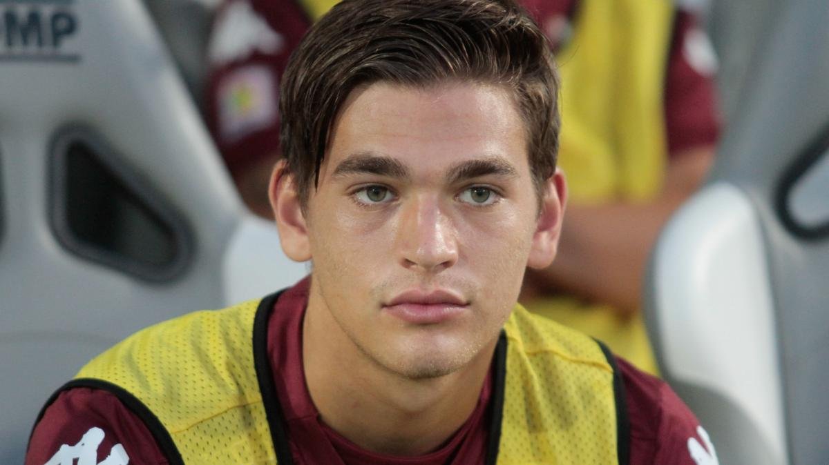 Serie B, Bari ancora sconfitto: Candellone lancia la Juve Stabia, Galletti fuori tra i fischi -