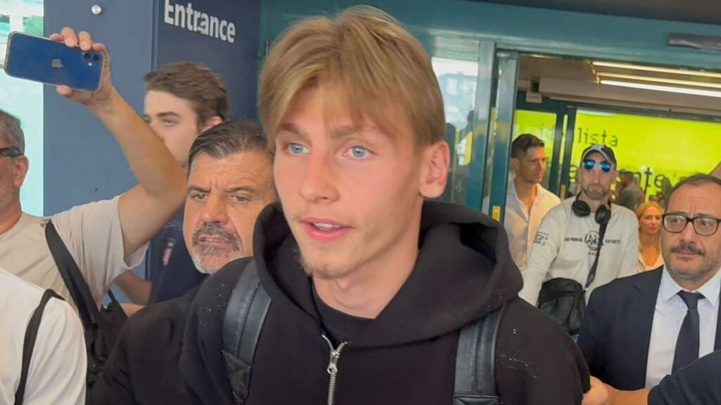 Ziolkowski scherza ad Atene: "Molto felice per il primo gol giallorosso, spero non sia l'ultimo" -