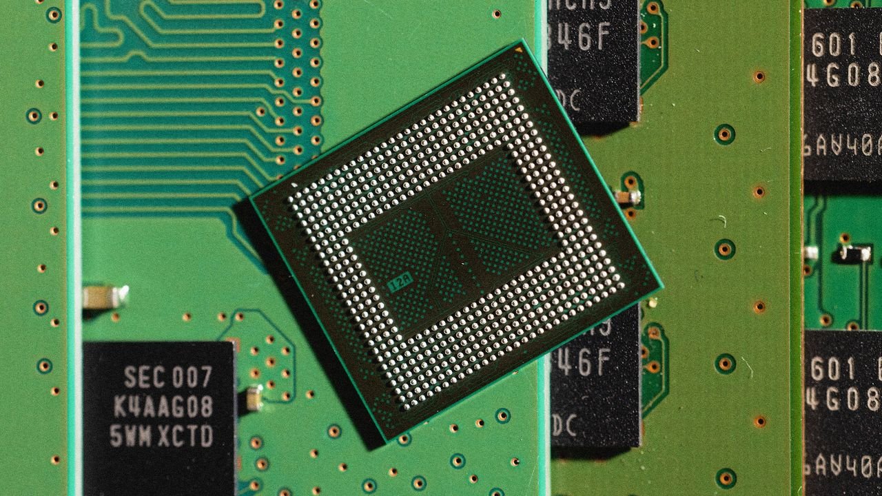 La crisi delle ram &egrave; destinata a peggiorare, ma due aziende provano a invertire le tendenza