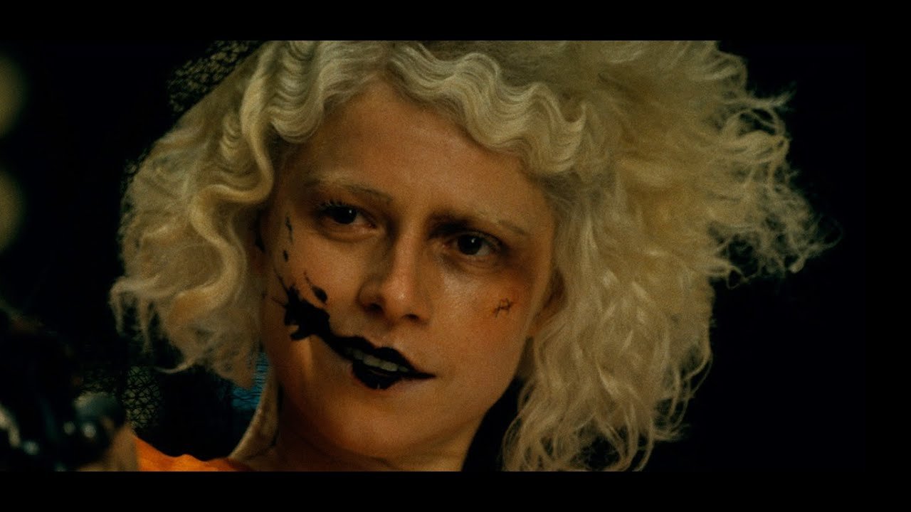 La Sposa!, i "mostri" di Frankenstein seminano il caos nel trailer ufficiale del film