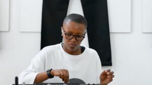 Mix Of The Day: LAVAS · News ⟋ RA