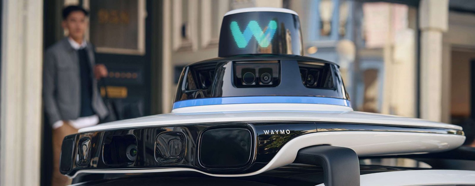 Waymo ha investito un bambino vicino a scuola