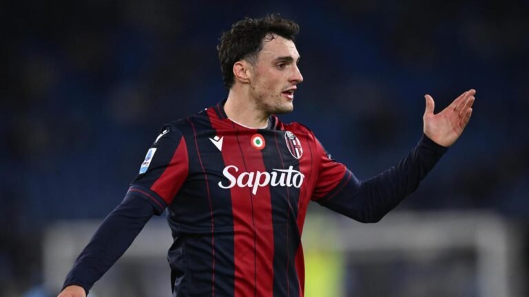 Bologna, Zortea: "Il mister ha ragione: quelli forti giocano ogni 3 giorni e noi vogliamo esserlo" -