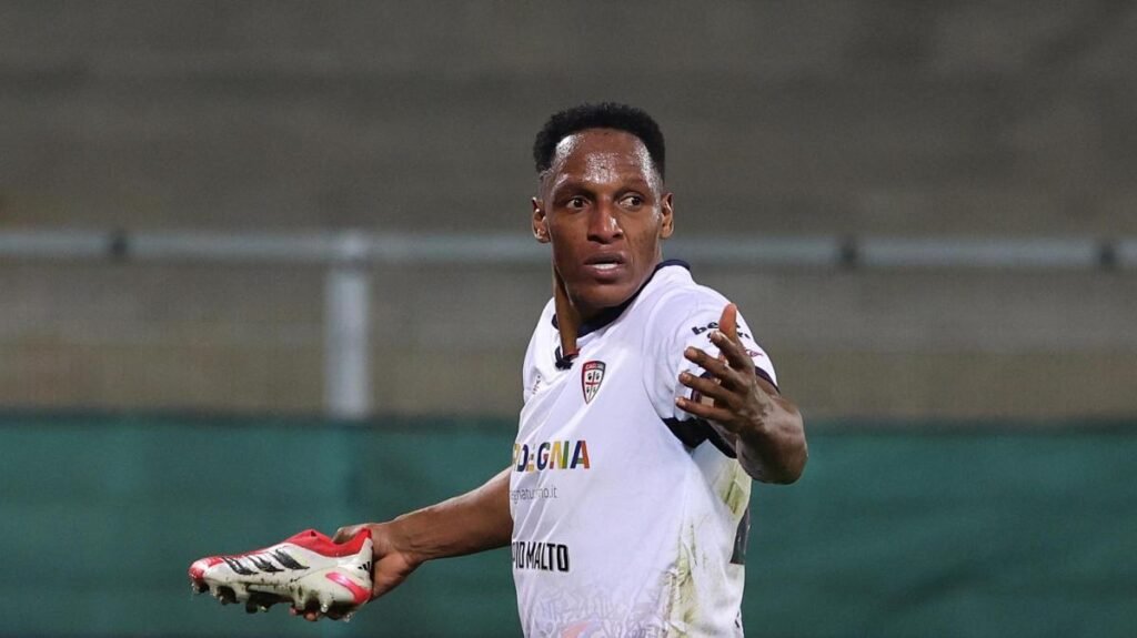 Cagliari-Lecce, le probabili formazioni: Mina si riprende il posto, Cheddira confermato in attacco -