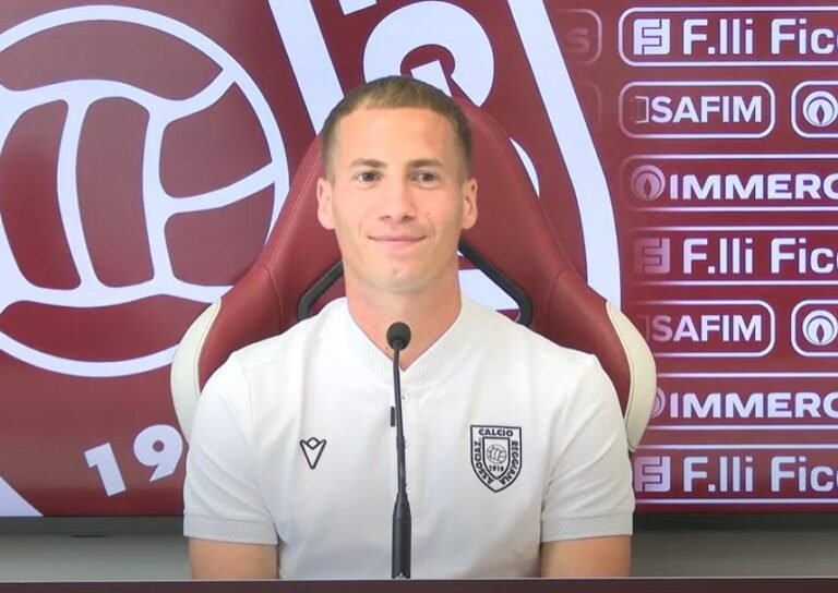 Reggiana, Urso saluta il club emiliano: va in prestito al Lecco in Serie C -