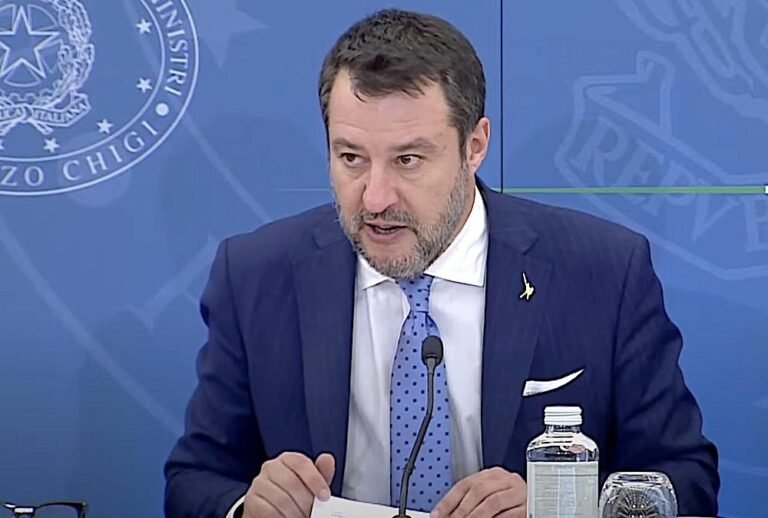 Salvini: "Troppi stranieri in Serie A. Va ripensato il nostro calcio, deve essere dei tifosi" -