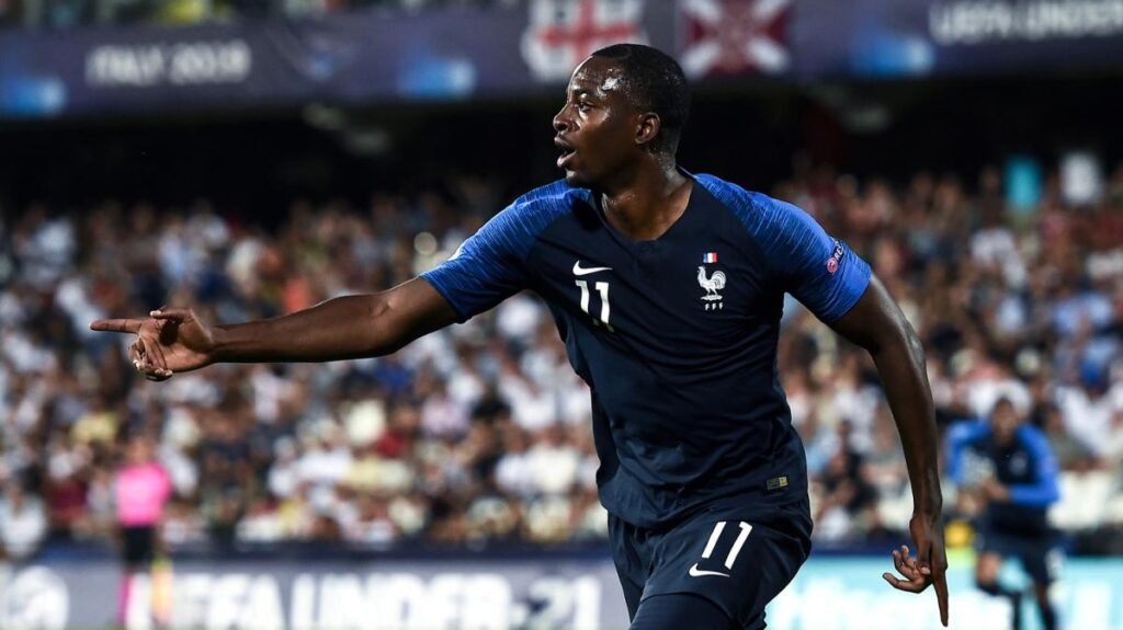 Perché Mateta tarda ad arrivare al Milan: il vincolo imposto dal Palace per gennaio -