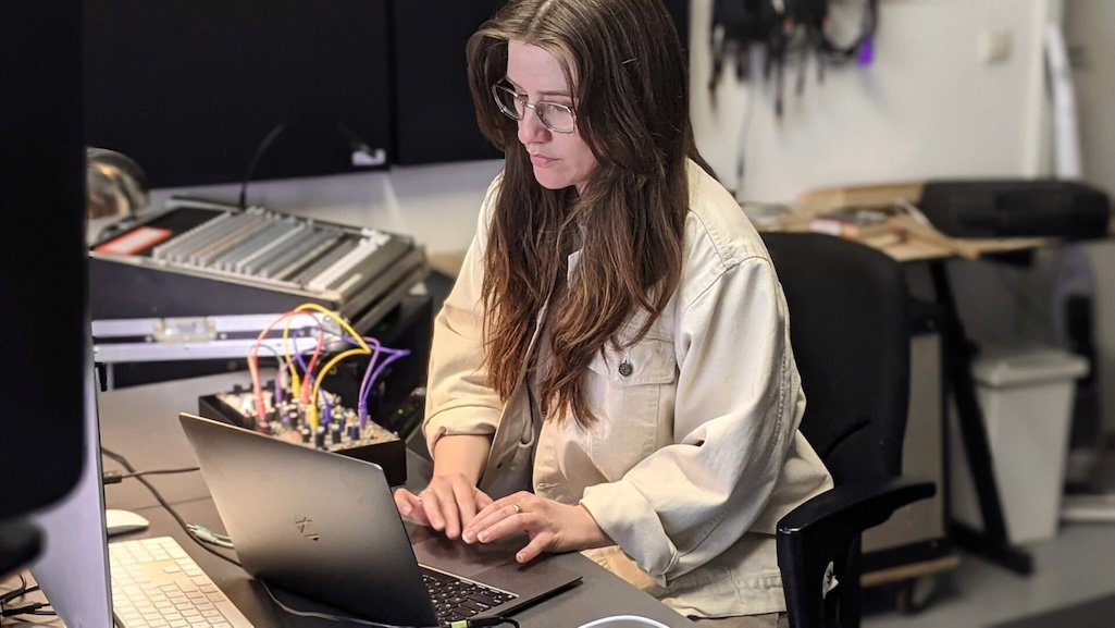 Mix Of The Day: Felisha Ledesma · News ⟋ RA