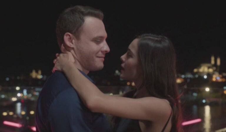 San Valentino su Mediaset Infinity, le serie romantiche da vedere