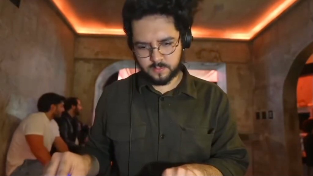 Mix Of The Day: Cor.s · News ⟋ RA