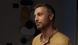 Amici Comuni: uscita, cast, trama e streaming