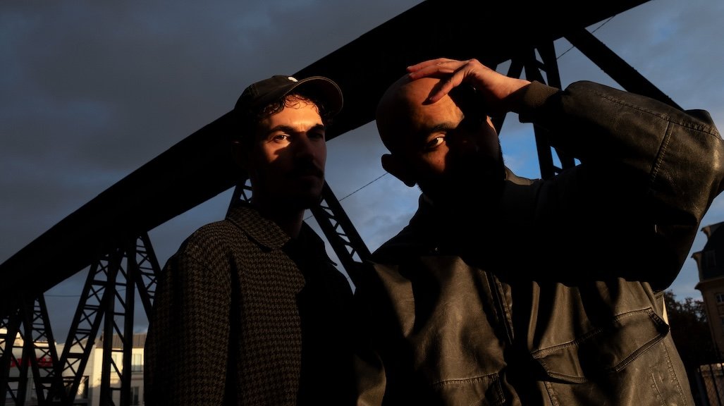 Simo Cell e Abdullah Miniawy annunciano il nuovo album, Dying is the internet · Notizie ⟋ RA