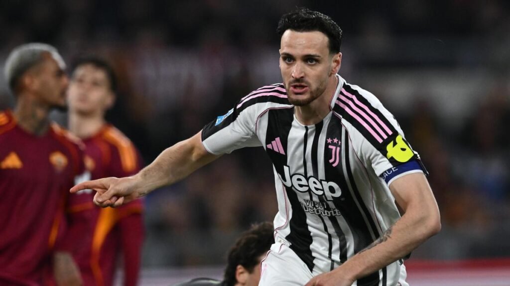 Gol e spettacolo all'Olimpico, è la quarta volta che si segnano almeno sei gol in Roma-Juventus -