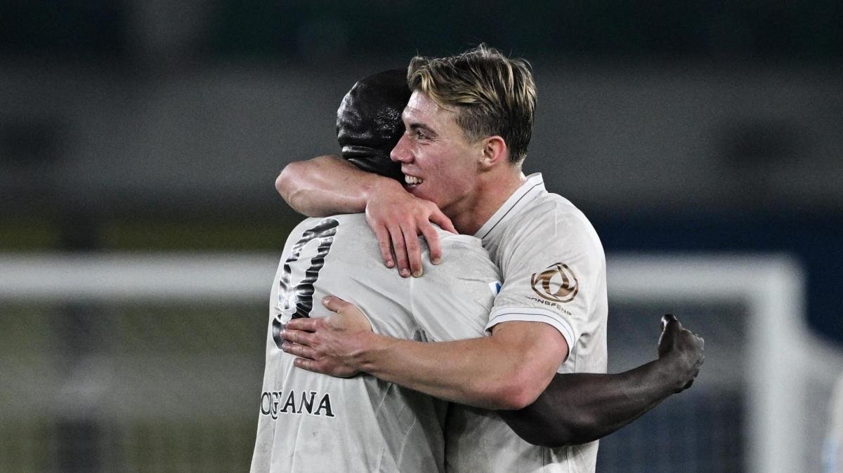 Grido Napoli al 96' a Verona, Lukaku-gol 281 giorni dopo. Conte: "So quanto soffre" -