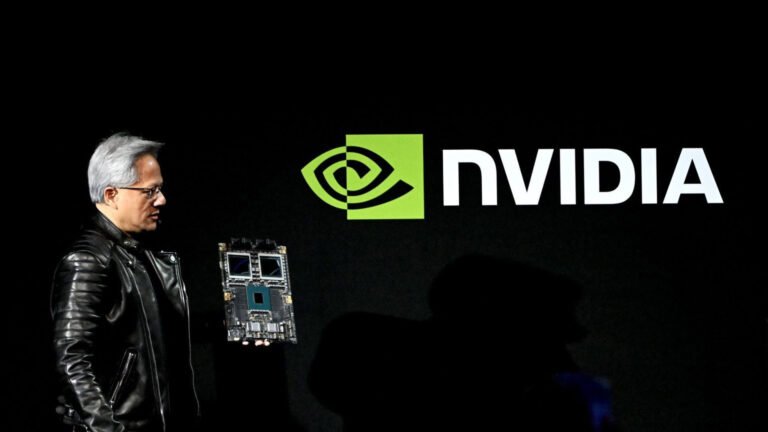 Nvidia, un abbonamento annuale per ogni GPU: il piano di Huang
